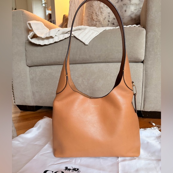 Coach Handbags - Coach Honey Brown Brooklyn 28